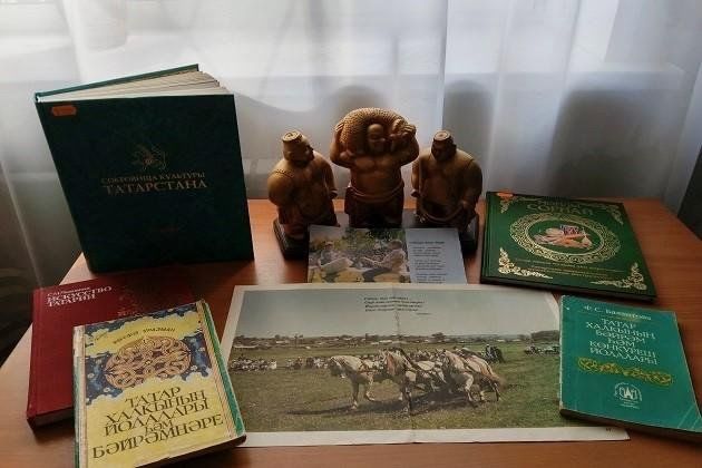 «Сабантуй бәйрәмен каршылыйбыз» дигән китап күргәзмәсе
