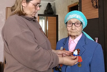 В Набережных Челнах проходит акция «Георгиевская ленточка»