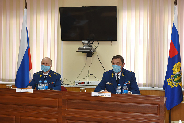 Заместитель Генерального прокурора РФ Николай Шишкин провел личный прием граждан в Челнах