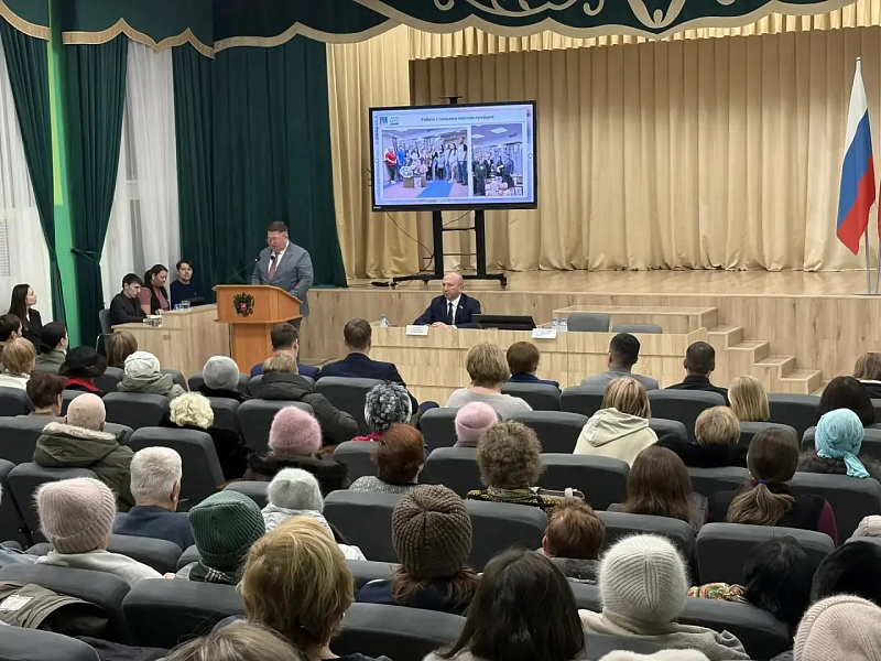 Встречи с населением в Набережных Челнах продолжаются