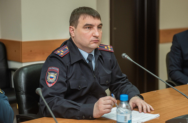 Яңа ел төнендә Чаллыда полиция һәм Росгвардия хезмәткәрләре тәртип саклаячак