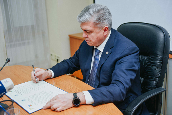 Яр Чаллы һәм Кытайның Ляочэн шәһәре хезмәттәшлек турында килешү төзеделәр