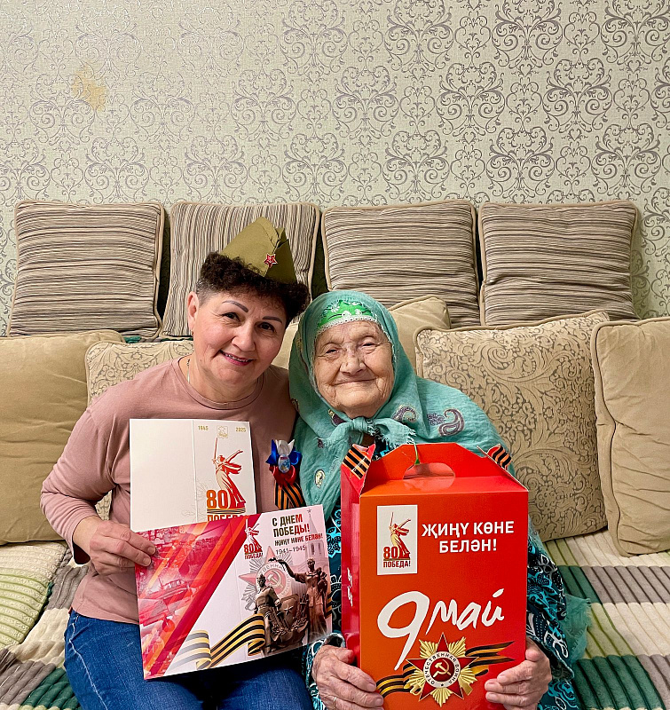 Ветеранам Великой Отечественной войны вручают подарки