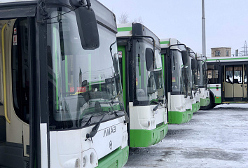 Наиль Магдеев проверил готовность выхода автобусов марки ЛиАЗ