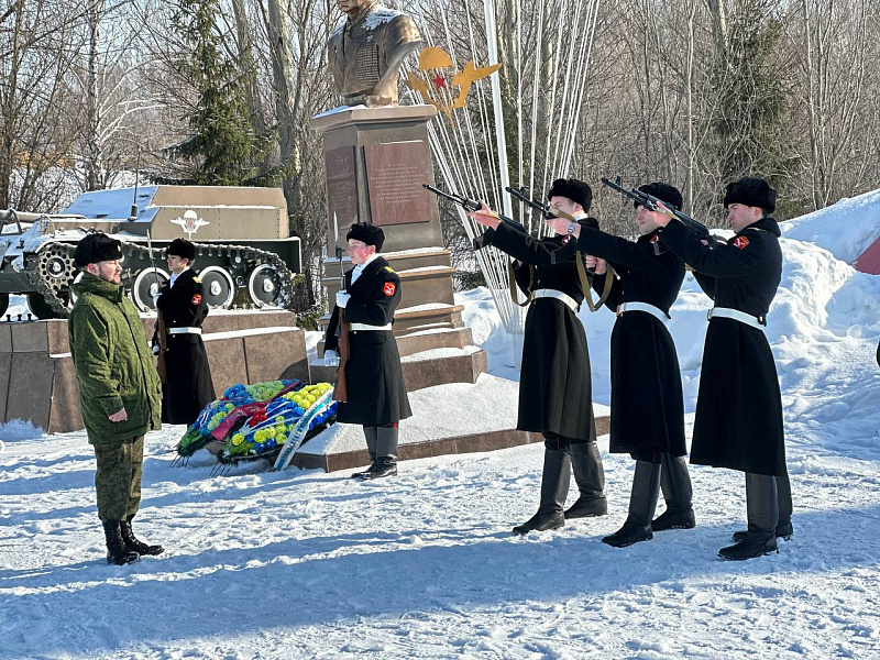 В Центральном районе проходят мероприятия, посвященные Дню защитника Отечества