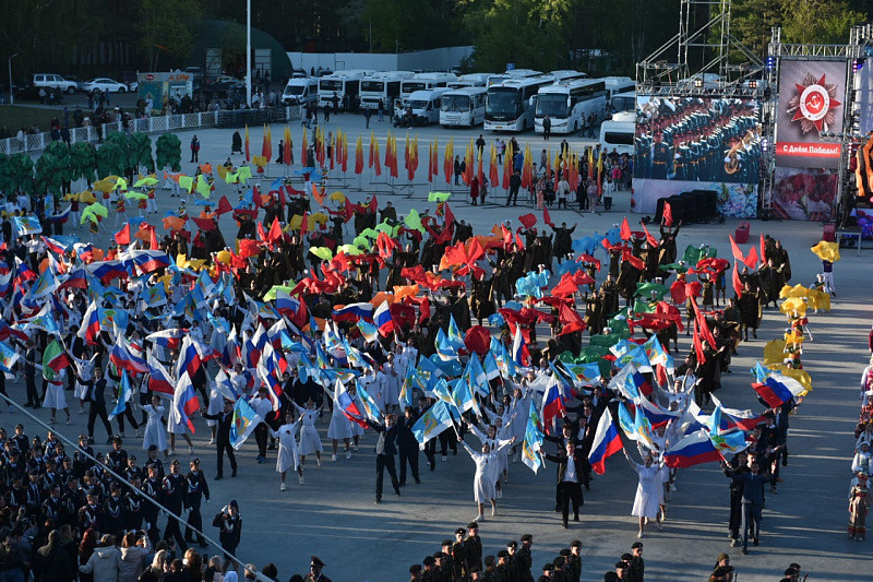 Театрализованное представление в честь 9 Мая прошло в Набережных Челнах