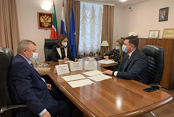 Альфия Когогина провела тематический прием граждан по вопросам ЖКХ