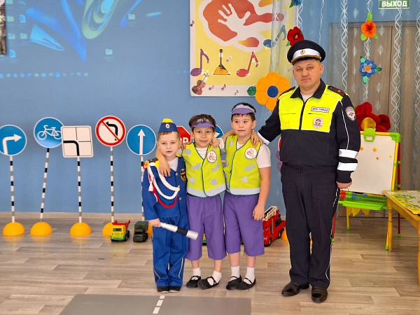 Яшь осталар: Яр Чаллыда мәктәпкәчә яшьтәге балалар арасында һөнәри компетенцияләр буенча җиңүчеләр билгеләнде