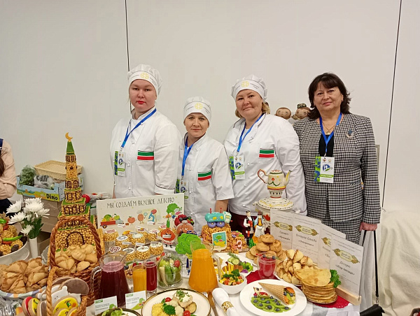 Челнинцы представляют Татарстан в конкурсе «Лучшая школьная столовая»