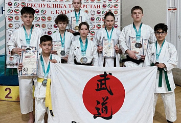 12 челнинских каратистов стали лучшими в Татарстане