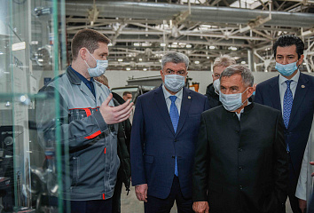 Сделано в Набережных Челнах! Рустам Минниханов оценил продукцию челнинских предприятий