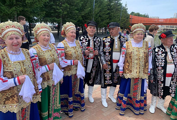 Набережные Челны отмечают День России