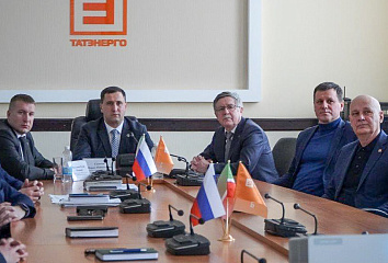 Фарид Салахов встретился с коллективом НЧТС