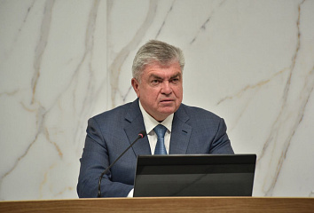 Помощник мэра Илья Зуев покидает должность
