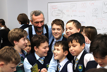 Профессор Алексей Савватеев провел лекцию в НГПУ