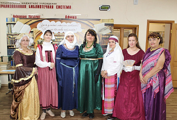 Челнинские поэты презентовали сборник "Набережные стихи"