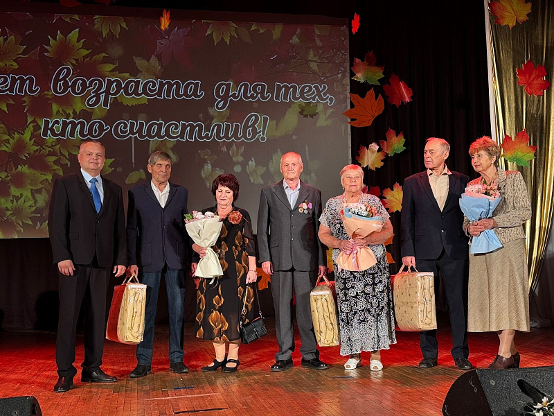 Челнинцы благодарят старшее поколение