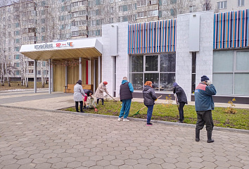 Челнинцы принимают участие в очистке городских территорий от мусора