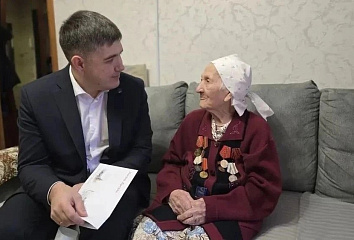 С 99-летием поздравили ветерана Центрального района