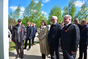 Victory Day celebrations held in three city districts