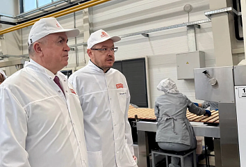 Наил Мәһдиев алгарышлы үсеш территориясе резиденты «Дарлетто» предприятиесендә булды