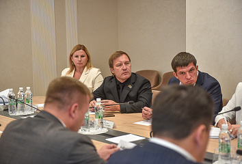 Челнинские депутаты обсудили вопросы городской инфраструктуры и ЖКХ