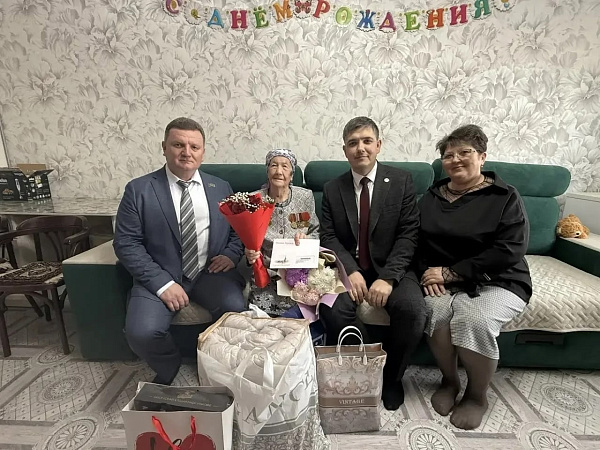 Ветеран Нира Галимьяновна Гайнетдиновова празднует 95‑летие