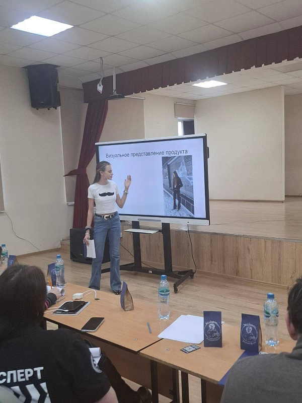 Юные челнинцы вошли в финал чемпионата по предпринимательству