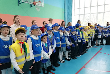 В Набережных Челнах ряды ЮИД пополнили 44 отряда