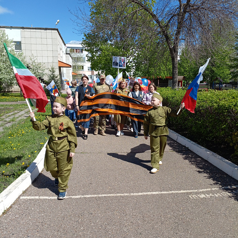 Праздничные мероприятия с участием детей продолжаются