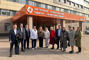 Шәһәр Советы депутатлары йөкле хатыннарга медицина ярдәме күрсәтү турында фикер алышты