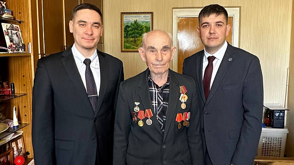 Чаллыда ветераннарга Җиңүнең 80 еллыгы уңаеннан медальләр тапшыру дәвам итә
