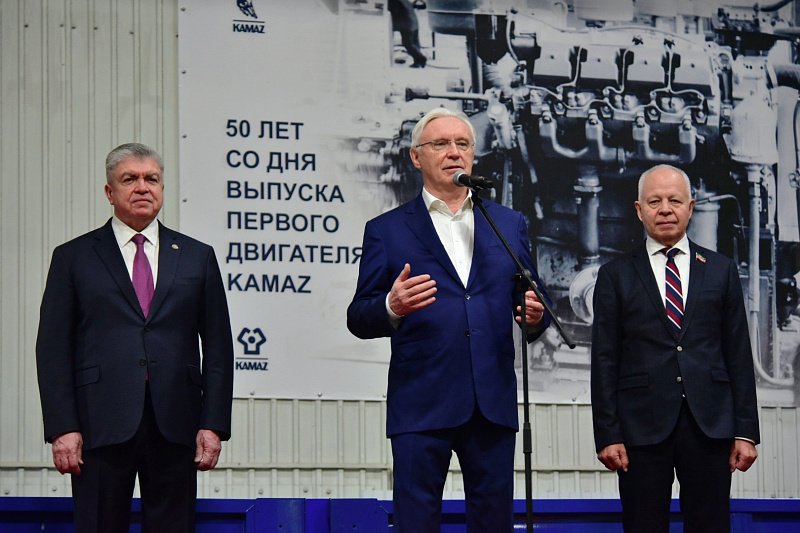 50 лет назад в Набережных Челнах выпущен первый двигатель КАМАЗа