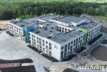 До открытия полилингвальной школы «Адымнар» остался месяц (фоторепортаж)