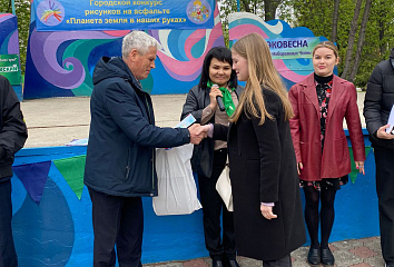 Конкурс рисунков на асфальте состоялся в челнинском парке Победы