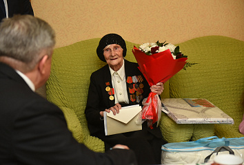 Наиль Магдеев поздравил ветерана Великой Отечественной войны со 100-летним юбилеем