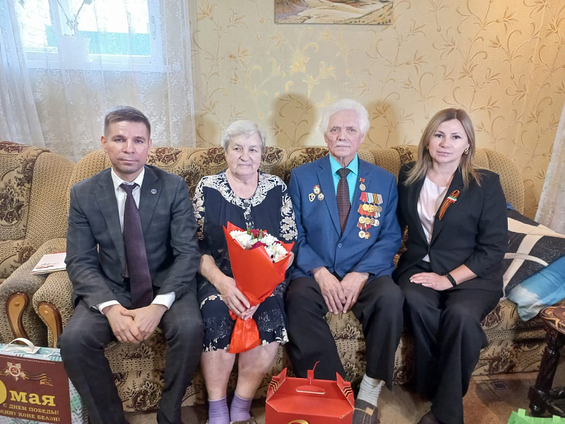 Ирина Сагидуллина навестила ветеранов