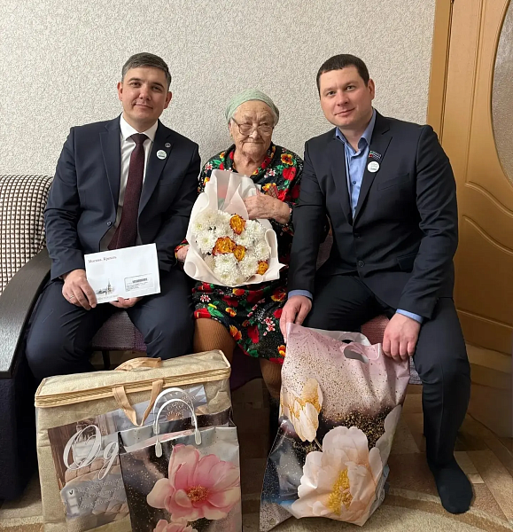 С 96-летием поздравили ветерана Центрального района