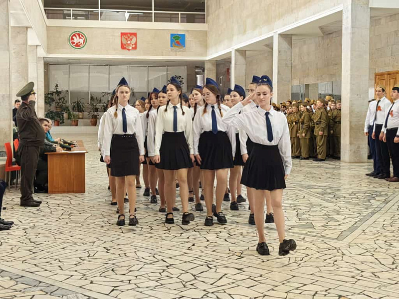 Чаллы мәктәпләре Җиңү парадына әзерләнә