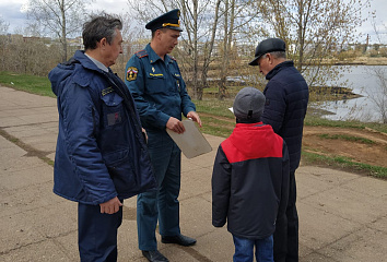 В Комсомольском районе прошел рейд по пожарной безопасности
