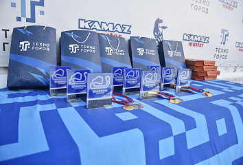 Кубок команды "КАМАЗ-мастер" разыгрывают в Набережных Челнах